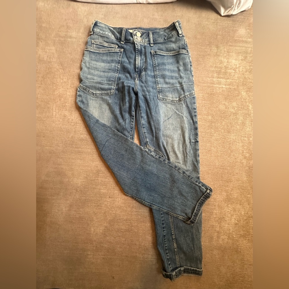 The Wanderer Mid-Rise Relaxed Jeans by Pilcro